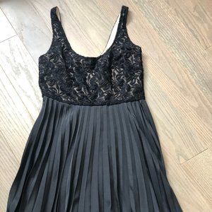 Bebe lace pleated mini dress